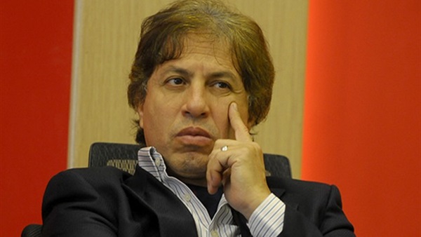 «سويلم» يجتمع مع مسئولي الأهلي لتنفيذ آلية دخول الصحفيين مباريات الدوري «سويلم» يجتمع مع مسئولي الأهلي لتنفيذ آلية دخول الصحفيين مباريات الدوري