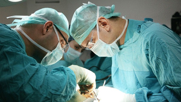 أستاذ بـ«طب عين شمس»: عمليات إعادة جراحات السمنة بسبب جراحات فاشلة أستاذ بـ«طب عين شمس»: عمليات إعادة جراحات السمنة بسبب جراحات فاشلة