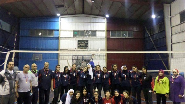 الصيد يكتسح الزمالك.. ويتوج ببطولة منطقة الجيزة لآنسات الطائرة (صور) الصيد يكتسح الزمالك.. ويتوج ببطولة منطقة الجيزة لآنسات الطائرة (صور)