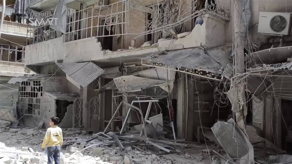 مقتل 4 أشخاص في قصف جوي على حي سكني بحلب مقتل 4 أشخاص في قصف جوي على حي سكني بحلب