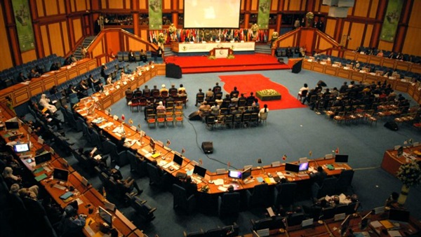 3.43 تريليون دولار حصة «التعاون الإسلامي» من التجارة العالمية 3.43 تريليون دولار حصة «التعاون الإسلامي» من التجارة العالمية