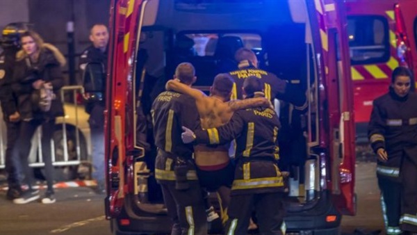 الشرطة الفرنسية تلاحق شخصا آخر في هجمات باريس الشرطة الفرنسية تلاحق شخصا آخر في هجمات باريس