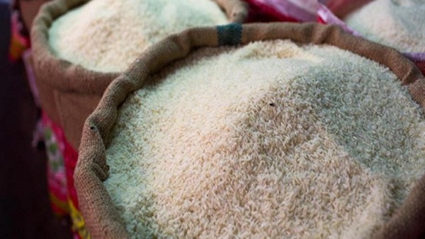 ضبط 108 طن أرز مدعم قبل بيعها في السوق السوداء 