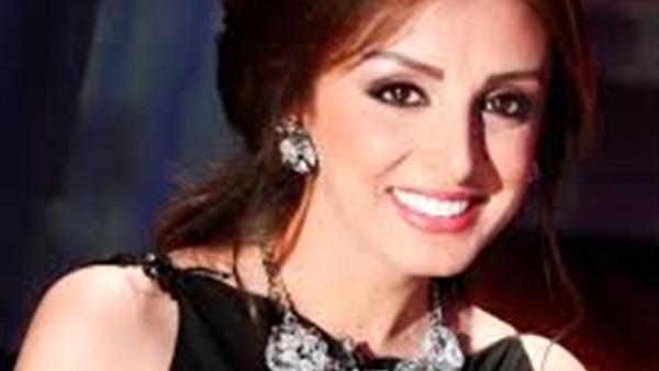 الإقبال الشديد يؤجل حفل «أنغام» بأوبرا جامعة مصر الإقبال الشديد يؤجل حفل «أنغام» بأوبرا جامعة مصر