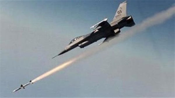 طيران الاحتلال يقصف 3 مواقع لفصائل في غزة طيران الاحتلال يقصف 3 مواقع لفصائل في غزة