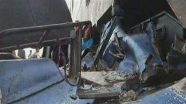 ارتفاع ضحايا حادث تصادم قطارين في إيران إلى 143 قتيلا وجريح