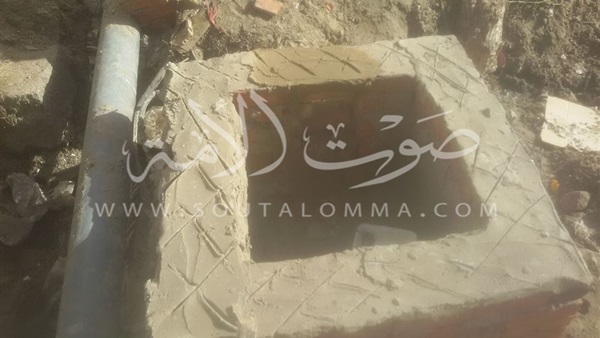 إصلاح نوازل العمارات المتهالكة في بورسعيد (صور) إصلاح نوازل العمارات المتهالكة في بورسعيد (صور)