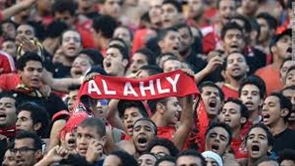 جماهير الأهلي تحتشد لدعم اللاعبين قبل لقاء النصر للتعدين جماهير الأهلي تحتشد لدعم اللاعبين قبل لقاء النصر للتعدين