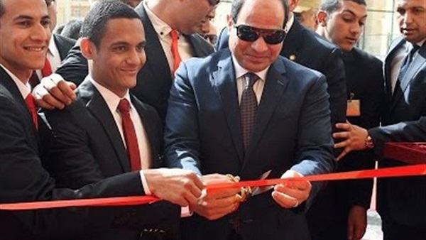 السيسي يفتتح الدورة الـ20 من معرض القاهرة الدولي للاتصالات السيسي يفتتح الدورة الـ20 من معرض القاهرة الدولي للاتصالات