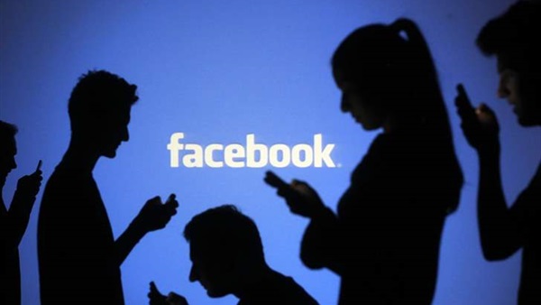 «فيس بوك» يجعل اللقاء في الواقع صعبا «فيس بوك» يجعل اللقاء في الواقع صعبا