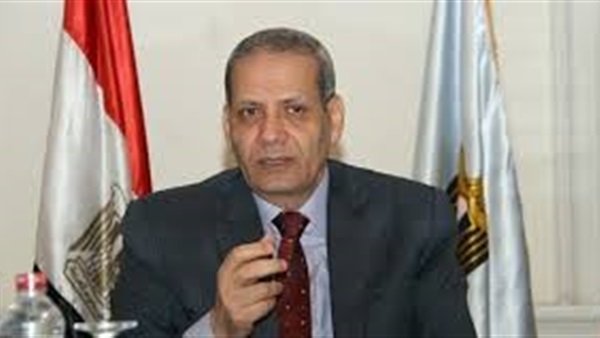 مدير مدرسة يبتز تلاميذه:«هتاخدوا عندى درس خصوصى ولا أسقطكم» (صورة)