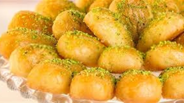 طريقة عمل "رموش الست" .. أرجعى لأكل زمان طريقة عمل "رموش الست" .. أرجعى لأكل زمان