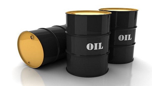 مخزونات النفط الأمريكية تنخفض تزامنًا مع ارتفاع مخزون البنزين