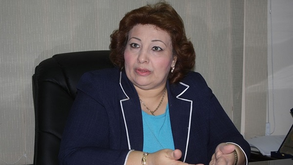 «عازر» تناشد البرلمان مساندة الرئيس في الترويج لمصر خارجيا «عازر» تناشد البرلمان مساندة الرئيس في الترويج لمصر خارجيا
