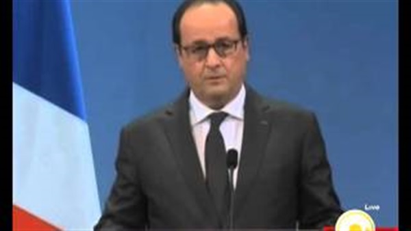 بالفيديو.. مذيع بالإذاعة الفرنسية: فالس يوافق على إغلاق المساجد المتطرفة بالفيديو.. مذيع بالإذاعة الفرنسية: فالس يوافق على إغلاق المساجد المتطرفة