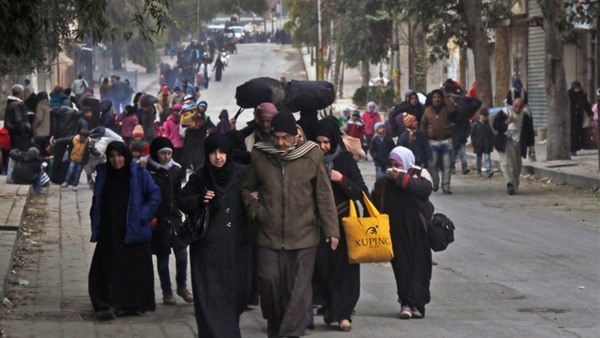 عائلة سورية تلتقي بعد عام ونصف من الفراق في حلب 