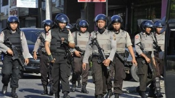 الشرطة الإندونيسية: اعتقال 10 مشتبه بهم لتخطيطهم لإحداث فوضى الشرطة الإندونيسية: اعتقال 10 مشتبه بهم لتخطيطهم لإحداث فوضى