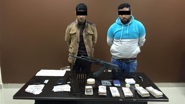 القبض علي أكبر تشكيل عصابي لتجارة المخدرات بالمنوفية القبض علي أكبر تشكيل عصابي لتجارة المخدرات بالمنوفية