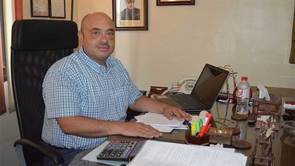 «المشروعات الصغيرة»: رفع الرسوم الجمركية على بعض السلع يدعم الإنتاج المحلي «المشروعات الصغيرة»: رفع الرسوم الجمركية على بعض السلع يدعم الإنتاج المحلي