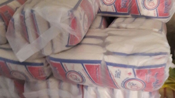«تموين كفر الشيخ»: ضبطنا أطنان أرز وسكر لدى المحتكرين 