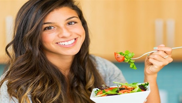 خبراء تغذية: النظام الغذائي النباتي يعد الأفضل للصحة والبيئة معًا