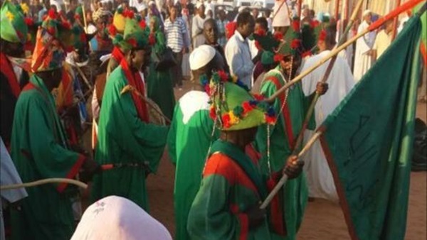 أجواء روحانية للصوفيين في السودان احتفالا بذكرى المولد النبوي