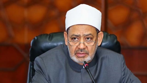 شيخ الأزهر يوجه الشكر للسيسي لاهتمامه بالشباب شيخ الأزهر يوجه الشكر للسيسي لاهتمامه بالشباب