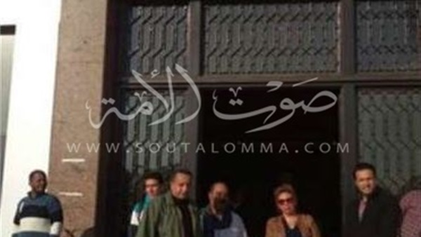«حاتم باشات» يلتقي تجار التجزئة بالأميرية ويعد بحل أزمة السكر «حاتم باشات» يلتقي تجار التجزئة بالأميرية ويعد بحل أزمة السكر