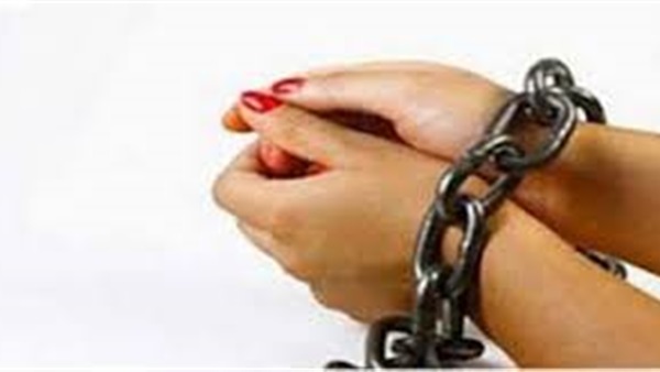 المؤبد لربة منزل قتلت زوجها بمساعدة عشيقها المؤبد لربة منزل قتلت زوجها بمساعدة عشيقها