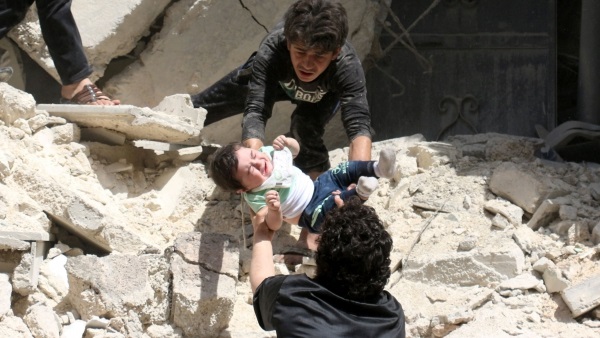 قتيلان و15 مصابا جراء إطلاق قذائف على أحياء سكنية في حلب قتيلان و15 مصابا جراء إطلاق قذائف على أحياء سكنية في حلب