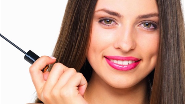 تعرفي على طريقة عمل أحمر الشفاه في المنزل تعرفي على طريقة عمل أحمر الشفاه في المنزل