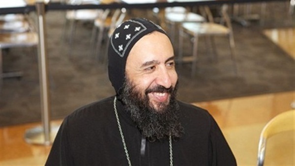 أسقف الكنيسة القبطية ببريطانيا: نصلي من أجل شهداء انفجار العباسية