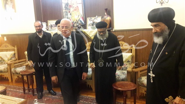 محافظ بورسعيد يعزي في شهداء البطرسية محافظ بورسعيد يعزي في شهداء البطرسية