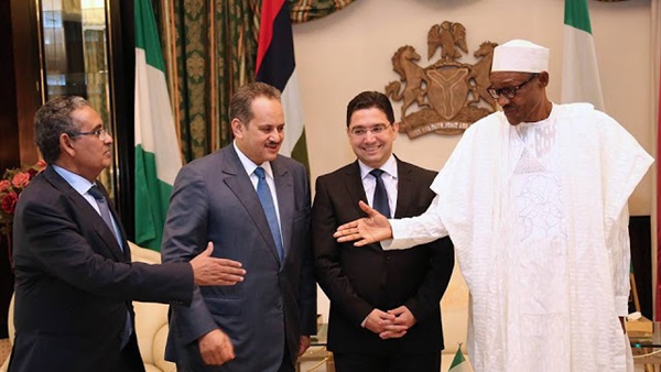 العاهل المغربي والرئيس النيجيري يؤكدان تعزيز التعاون المشترك العاهل المغربي والرئيس النيجيري يؤكدان تعزيز التعاون المشترك