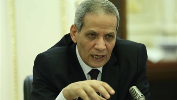 وزير التعليم يؤدي واجب العزاء بالكاتدرائية وزير التعليم يؤدي واجب العزاء بالكاتدرائية