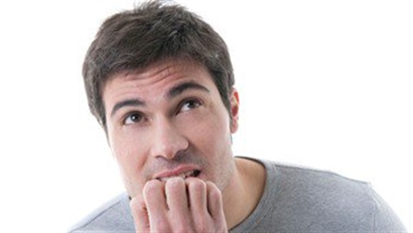 4 أضرار صحية تبعدك عن عادة قضم الأظافر 4 أضرار صحية تبعدك عن عادة قضم الأظافر