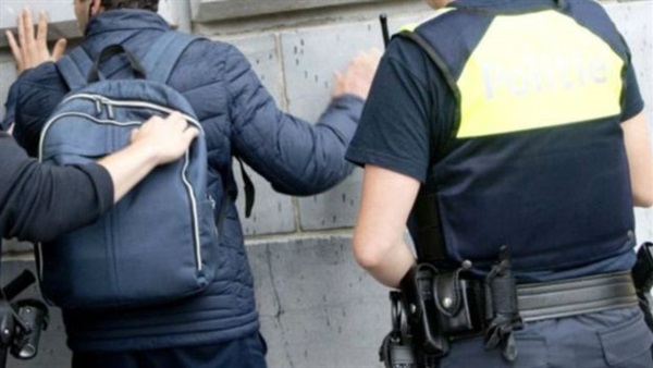 اعتقال 12 شخصا في الهند بسبب «النشيد الوطني» اعتقال 12 شخصا في الهند بسبب «النشيد الوطني»