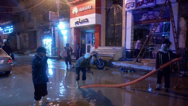 استمرار شفط مياه الأمطار من شوارع دسوق بكفر الشيخ (صور)‎