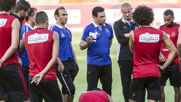 الأهلي يبدأ تدريباته بأحمال بدنية استعدادا للمصري الأهلي يبدأ تدريباته بأحمال بدنية استعدادا للمصري