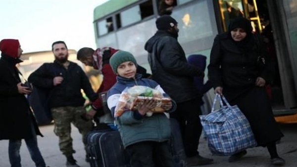 وصول الدفعة الثالثة من مهجري حلب إلى ريف المدينة وصول الدفعة الثالثة من مهجري حلب إلى ريف المدينة