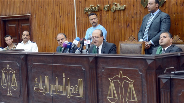 «الجنايات» تستمع اليوم للشهود في محاكمة متهمي اقتحام قسم أكتوبر «الجنايات» تستمع اليوم للشهود في محاكمة متهمي اقتحام قسم أكتوبر