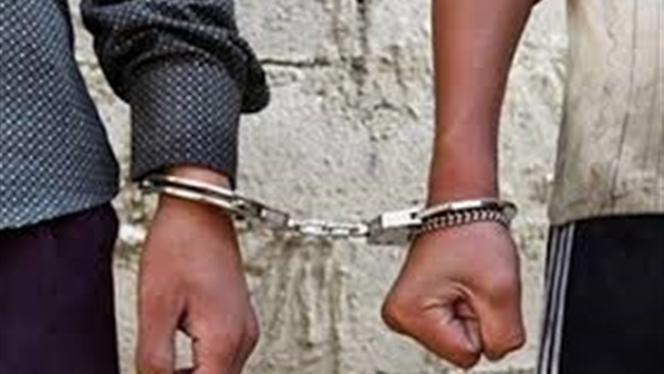 عاطل يستعين بنجلته لإدارة شبكة دعارة بالمنصورة عاطل يستعين بنجلته لإدارة شبكة دعارة بالمنصورة