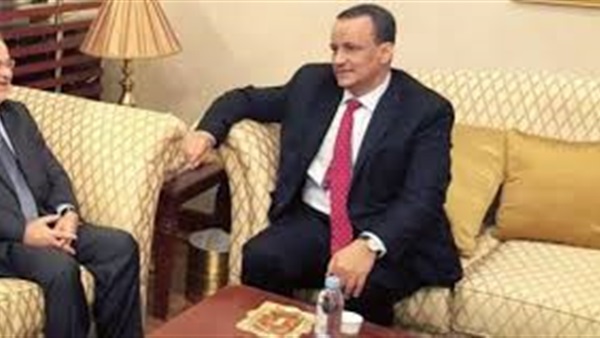 وزير الخارجية اليمني يلتقي المبعوث الأممي وزير الخارجية اليمني يلتقي المبعوث الأممي