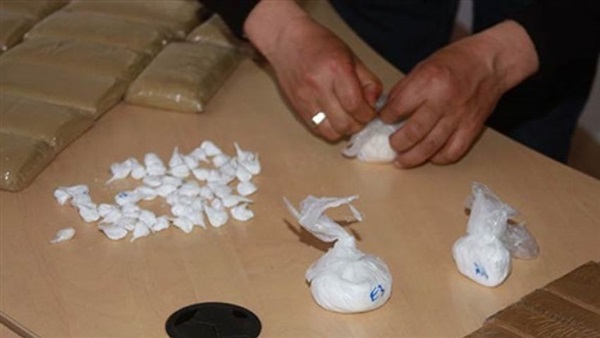 ضبط 2 كيلو «كوكايين» مع برازيلي في مطار القاهرة ضبط 2 كيلو «كوكايين» مع برازيلي في مطار القاهرة