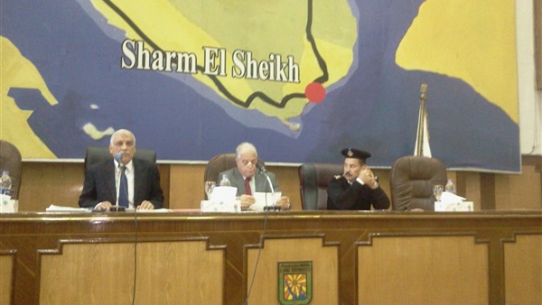 «تنفيذى جنوب سيناء» يبحث إستعدادات «الكريسماس»