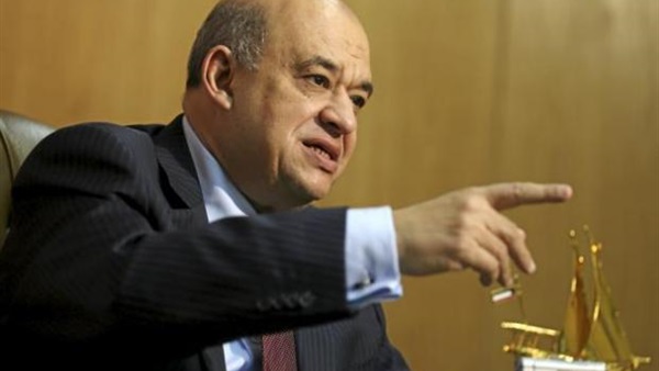 وزير السياحة يعزي البابا في «شهداء البطرسية» وزير السياحة يعزي البابا في «شهداء البطرسية»