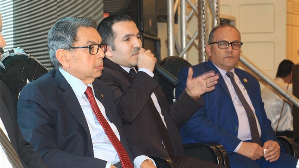 برلماني: المشروعات الصغيرة والمتوسطة هي أعمدة الاقتصاد