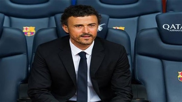 لويس إنريكي يمنح لاعبي برشلونة إجازة أعياد الميلاد