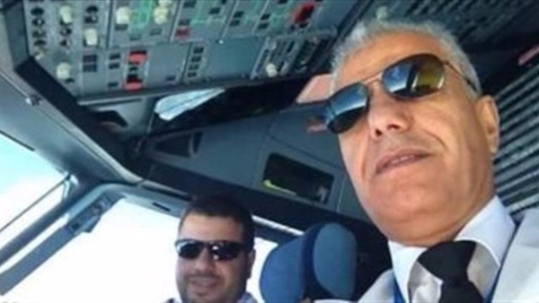 طاقم الطائرة الليبية المختطفة (صورة)