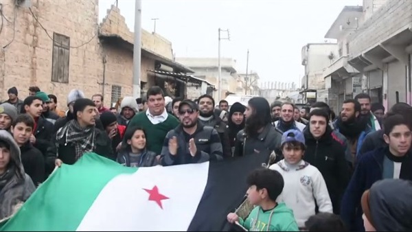 مظاهرة بريف حلب للمطالبة بخروج الفصائل المسلحة